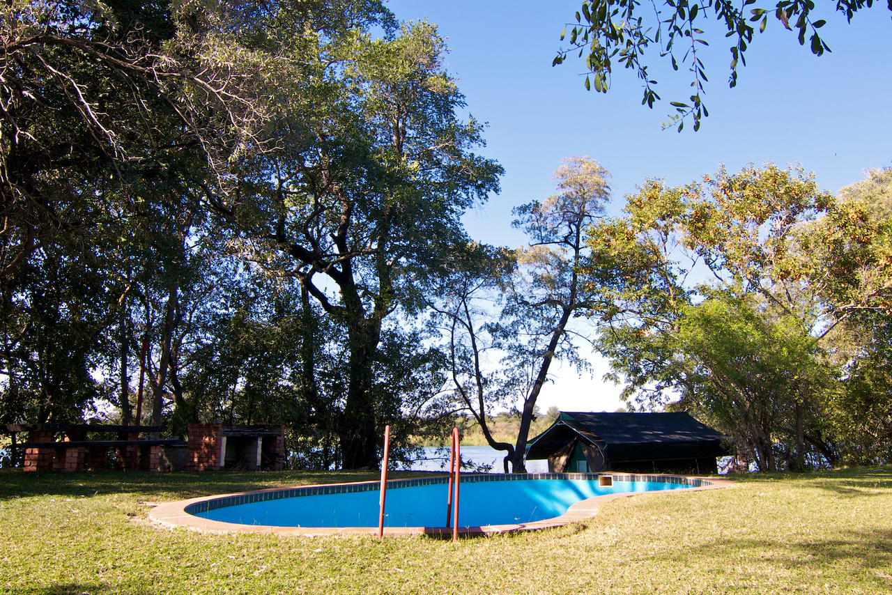 Ndhovu Safari Lodge