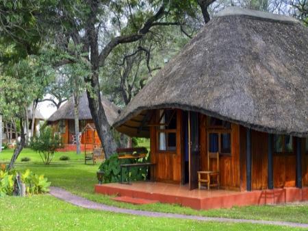 Hakusembe River Lodge