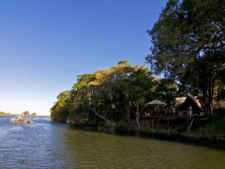 Ndhovu Safari Lodge